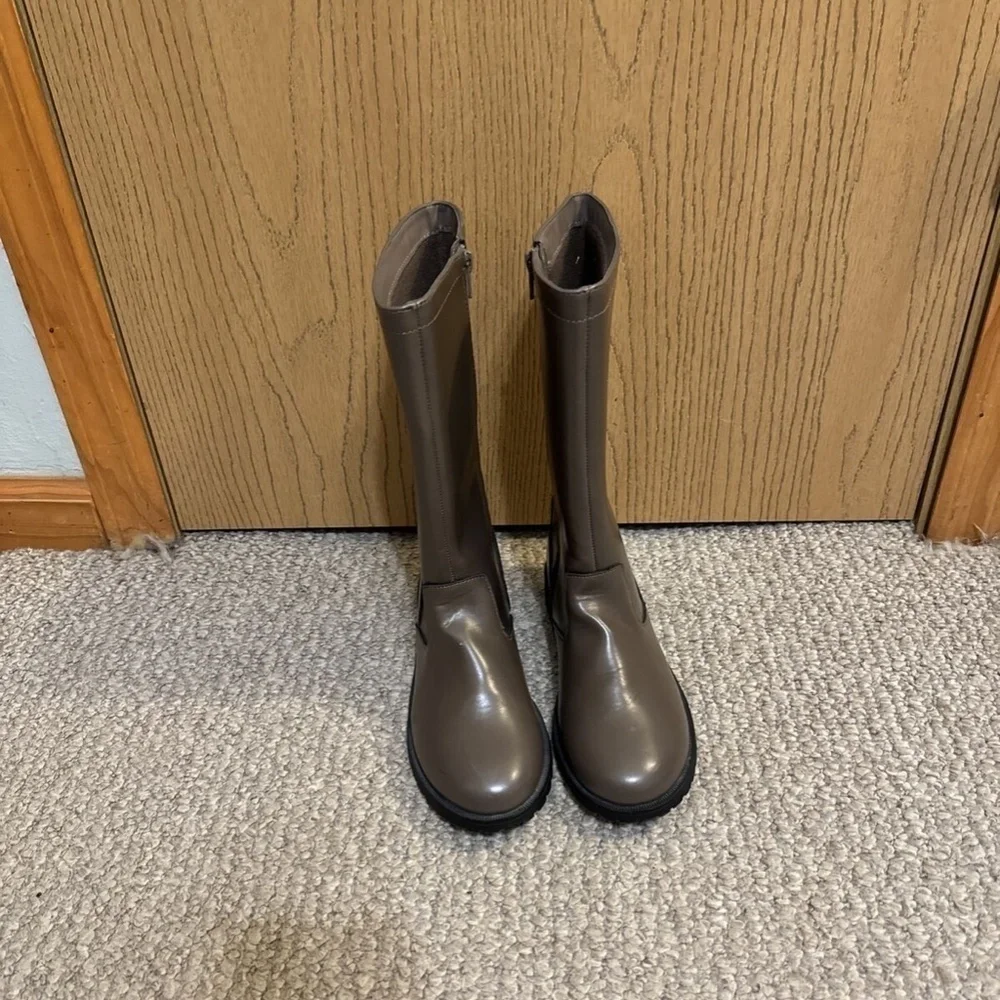 Gap Kids Size 4 Solid Taupe Brown Closed Toe Zip-Side Tall Boots - EUC